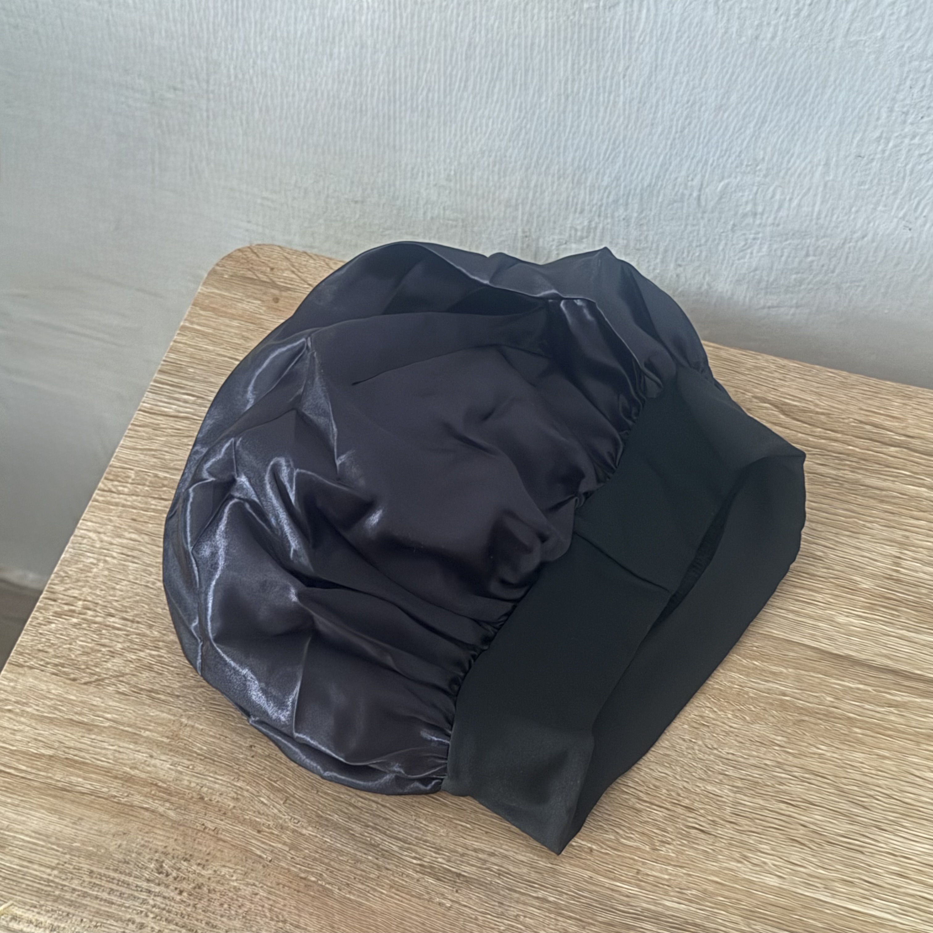 قبعة شعر حرير