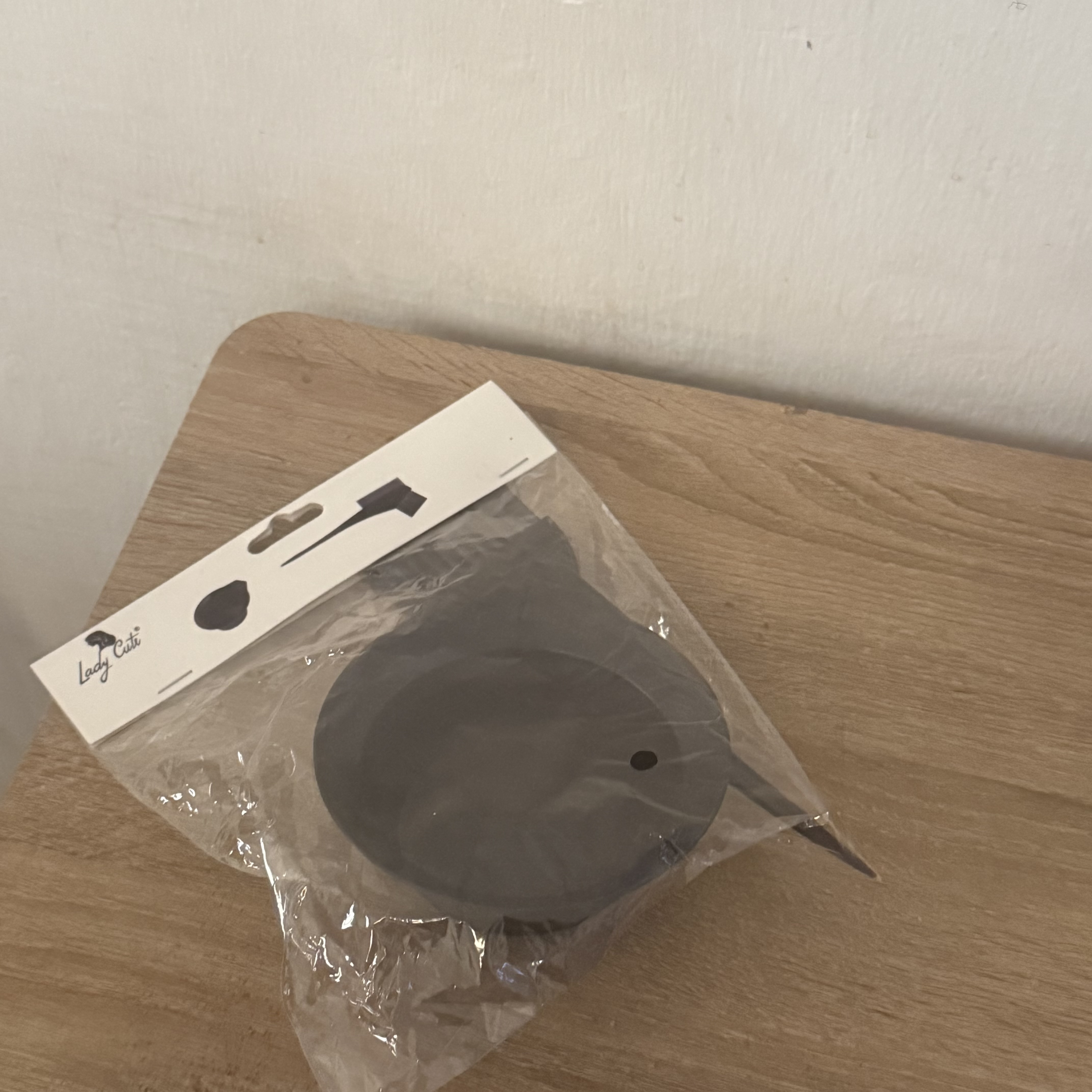 صحن بلاستك مع فرشه 